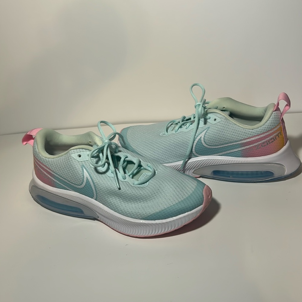 Nike Air Zoom Arcadia SE GS Glacier Blue Pink Sneakers size Y4